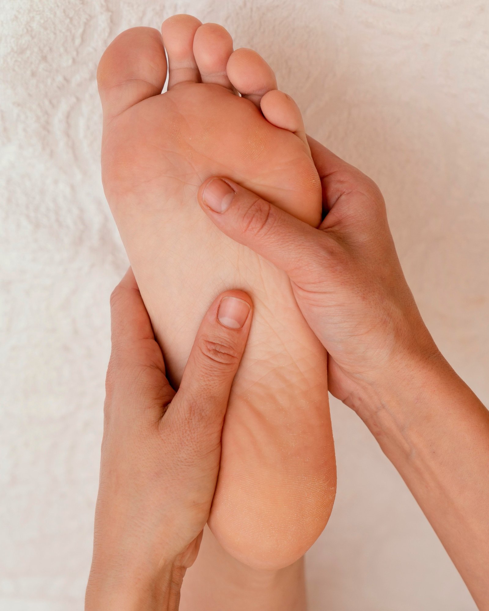 Especialistas de Belezza Feet atendiendo con profesionalismo